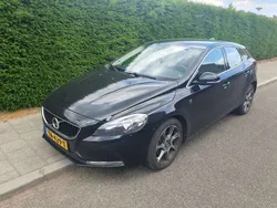 Zwart Gebruikt 2016 Volvo V40 Inscription Stationwagen | € 9.999 (Eerlijke prijs)