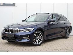 Blauw Gebruikt 2021 BMW 330e Luxury Line Stationwagen | € 27.850 (Super prijs)
