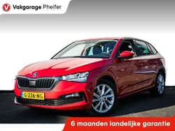 Rood, metallic lak Gebruikt 2019 Skoda Scala Ambition Hatchback | € 12.850 (Eerlijke prijs)