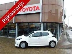 Wit Gebruikt 2021 Toyota Yaris Hybrid Active Hatchback | € 20.600 (Eerlijke prijs)