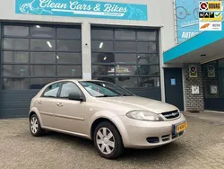 Bruin Gebruikt 2010 Chevrolet Lacetti Hatchback | € 1.450