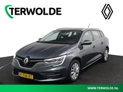Gris titanium (donker grijs) Gebruikt 2021 Renault Mégane IV Business Stationwagen | € 17.945 (Goede deal)