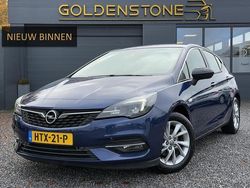 Blauw Gebruikt 2021 Opel Astra Elegance Hatchback | € 11.649 (Eerlijke prijs)