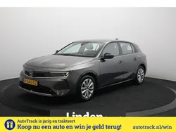 Grijs Gebruikt 2022 Opel Astra Edition Hatchback | € 17.345 (Eerlijke prijs)