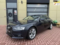 Blauw, metallic lak Gebruikt 2012 Audi A4 Proline Sedan | € 8.899 (Eerlijke prijs)