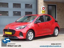 Rood Gebruikt 2024 Mazda 2 Center-Line Hatchback | € 23.495 (Goede deal)