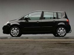 Zwart, metallic lak Gebruikt 2010 Renault Grand Modus Exception MPV | € 2.445 (Eerlijke prijs)