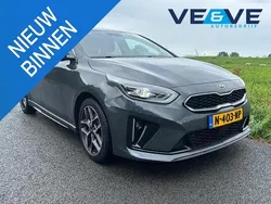 Grijs Gebruikt 2021 Kia Ceed GT-Line Hatchback | € 13.995 (Eerlijke prijs)