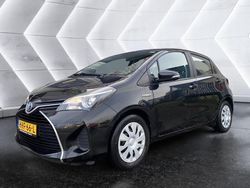 Grijs Gebruikt 2015 Toyota Yaris Comfort Hatchback | € 9.940 (Eerlijke prijs)