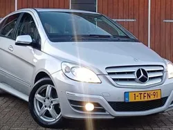 Grijs, metallic lak Gebruikt 2008 Mercedes B200 MPV | € 4.950 (Eerlijke prijs)