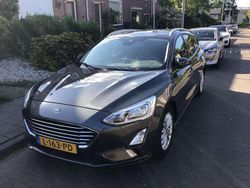 Grijs Gebruikt 2018 Ford Focus ST Stationwagen | € 12.000 (Eerlijke prijs)
