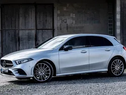 Zwart Gebruikt 2022 Mercedes A250 AMG Hatchback | € 35.900 (Iets duurder)