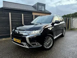 Zwart Gebruikt 2021 Mitsubishi Outlander Intense SUV | € 24.445 (Eerlijke prijs)
