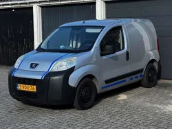 Grijs Gebruikt 2009 Peugeot Bipper MPV | € 4.000 (Duur)
