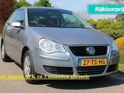 Grijs, metallic lak Gebruikt 2007 VW Polo Hatchback | € 4.250 (Iets duurder)