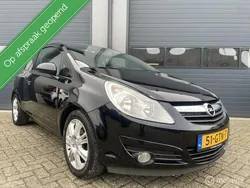 Zwart Gebruikt 2008 Opel Corsa Executive Hatchback | € 2.750 (Iets duurder)