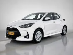 Wit metallic Gebruikt 2024 Toyota Yaris Active Hatchback | € 22.945 (Eerlijke prijs)