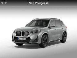 Saphirschwarz metallic (475) (zwart metallic) Nieuw 2025 BMW X1 Comfort Edition SUV | € 65.836 (Goede deal)