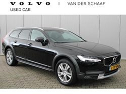 Zwart Gebruikt 2017 Volvo V90 CC Stationwagen | € 31.950 (Eerlijke prijs)