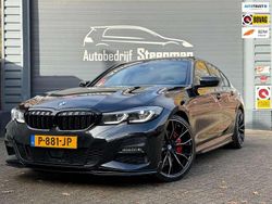 Zwart Gebruikt 2021 BMW 330 Executive Sedan | € 48.950 (Eerlijke prijs)