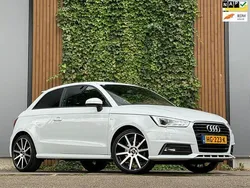 Wit Gebruikt 2015 Audi A1 Sport Hatchback | € 14.490 (Duur)