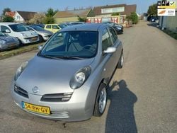 Grijs Gebruikt 2005 Nissan Micra Hatchback | € 1.000 (Goede deal)