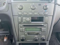 Zilver Gebruikt 2003 Volvo V40 Stationwagen | € 2.000 (Iets duurder)