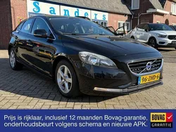 Zwart Gebruikt 2012 Volvo V40 Momentum Stationwagen | € 8.950 (Eerlijke prijs)