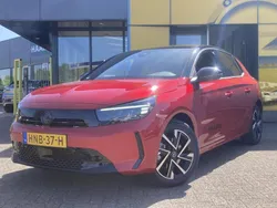 Rood Nieuw 2025 Opel Corsa | € 29.145 (Iets duurder)