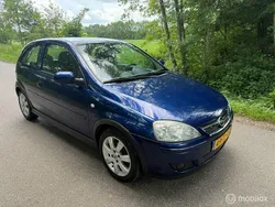 Blauw Gebruikt 2006 Opel Corsa Essentia Hatchback | € 1.249 (Goede deal)