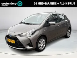 Grijs Gebruikt 2017 Toyota Yaris Hybrid Hatchback | € 15.450 (Eerlijke prijs)