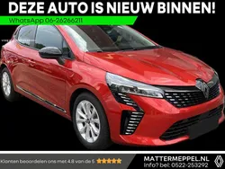 Rouge flamme nnp (rood metallic) Gebruikt 2024 Renault Clio V Evolution Hatchback | € 18.950 (Eerlijke prijs)