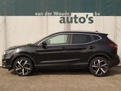 Zwart Gebruikt 2021 Nissan Qashqai Tekna SUV | € 18.900 (Eerlijke prijs)