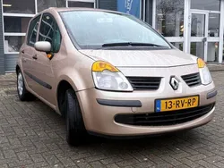 Beige Gebruikt 2005 Renault Modus MPV | € 1.399 (Iets duurder)