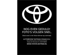 Grijs Gebruikt 2015 Toyota Yaris Hybrid Hatchback | € 12.999 (Iets duurder)
