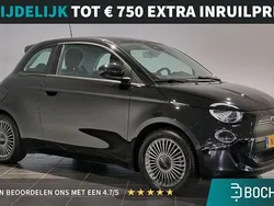Zwart Gebruikt 2021 Fiat 500e Passion Hatchback | € 15.040 (Eerlijke prijs)