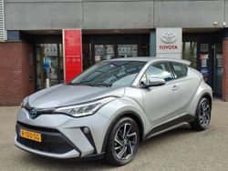 Grijs Gebruikt 2022 Toyota C-HR SUV | € 24.900 (Eerlijke prijs)