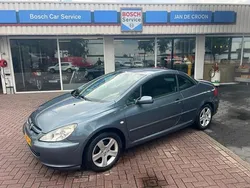 Grijs Gebruikt 2004 Peugeot 307 CC Cabriolet | € 1.000 (Eerlijke prijs)