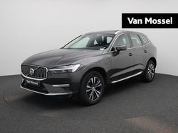 Grijs Gebruikt 2023 Volvo XC60 Core SUV | € 41.900 (Eerlijke prijs)