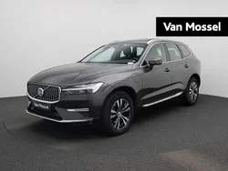 Grijs Gebruikt 2023 Volvo XC60 Core SUV | € 43.900 (Eerlijke prijs)