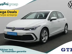 Wit Gebruikt 2020 VW Golf VIII GTE Hatchback | € 23.900 (Goede deal)