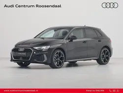 Zwart, metallic lak Nieuw 2024 Audi A3 Sportback S-Line Hatchback | € 36.840 (Goede deal)