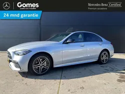 Zilver, metallic lak Gebruikt 2024 Mercedes C300e AMG line Sedan | € 56.950 (Eerlijke prijs)