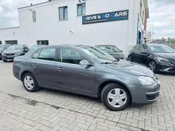 Grijs Gebruikt 2010 VW Jetta Comfortline Sedan | € 3.950 (Goede deal)