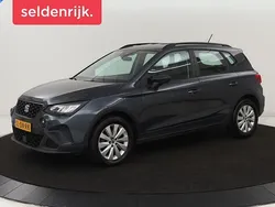 Grijs Gebruikt 2022 Seat Arona Style SUV | € 17.900 (Eerlijke prijs)