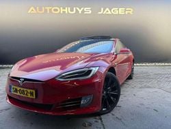 Rood Gebruikt 2018 Tesla Model S Hatchback | € 18.950 (Goede deal)