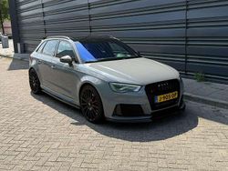 Grijs Gebruikt 2015 Audi RS3 Sedan | € 33.000 (Duur)