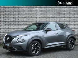 Grijs, metallic lak Gebruikt 2023 Nissan Juke N-Connecta SUV | € 25.900 (Eerlijke prijs)