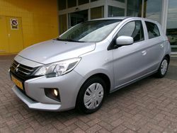 Grijsgrijs Gebruikt 2020 Mitsubishi Space Star Hatchback | € 10.995 (Duur)