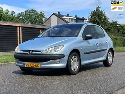 Grijs Gebruikt 2003 Peugeot 206 Hatchback | € 1.250 (Eerlijke prijs)
